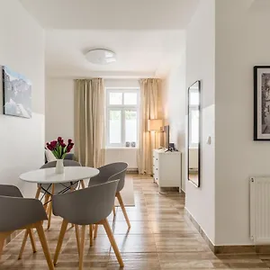  Apartment Xxxl Bed/ Free Parking/
