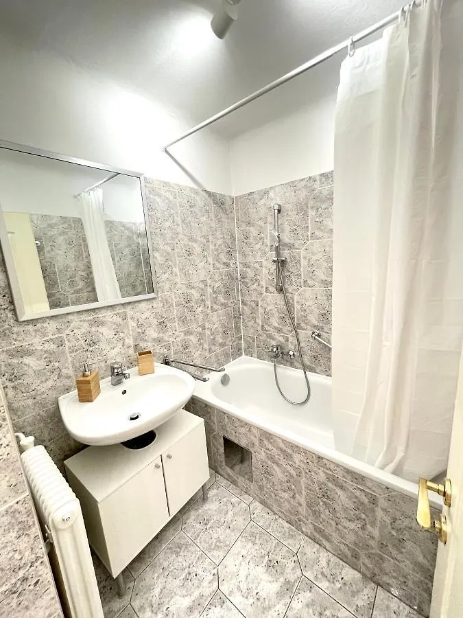 Cosy Apartment Near Schoenbrunn & Meidlinger Market Wien